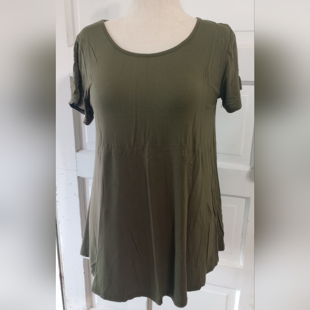 Belaroi- Olive Tunic Top